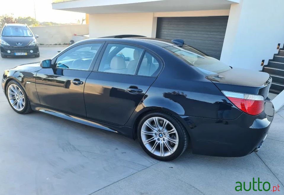 2006' BMW 535 photo #5