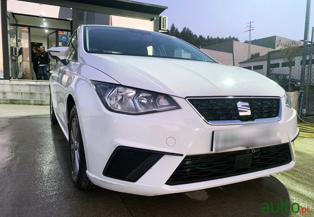 2019' SEAT Ibiza 1.6 Tdi Style photo #1