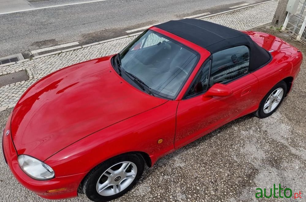 1998' Mazda MX-5 1.6 16V photo #6