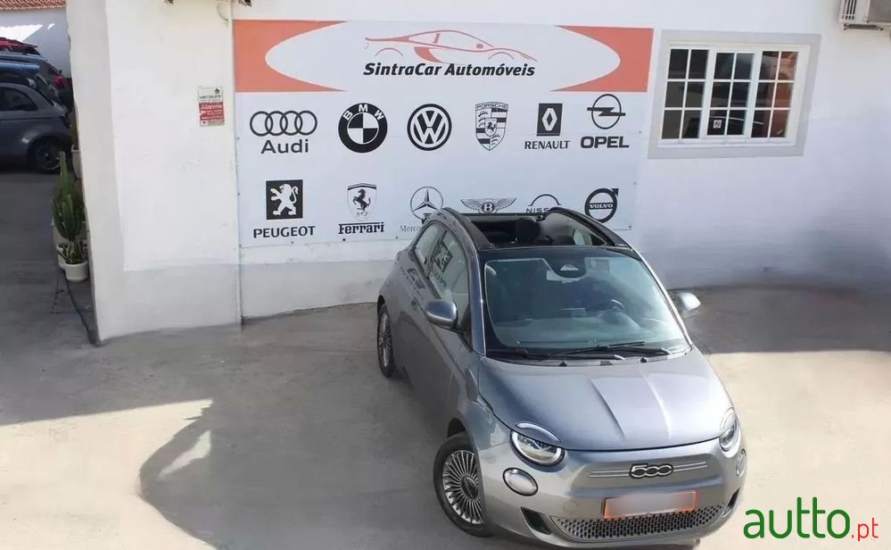 2022' Fiat 500E C Icon photo #1