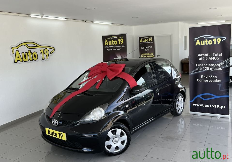 2007' Toyota Aygo photo #1