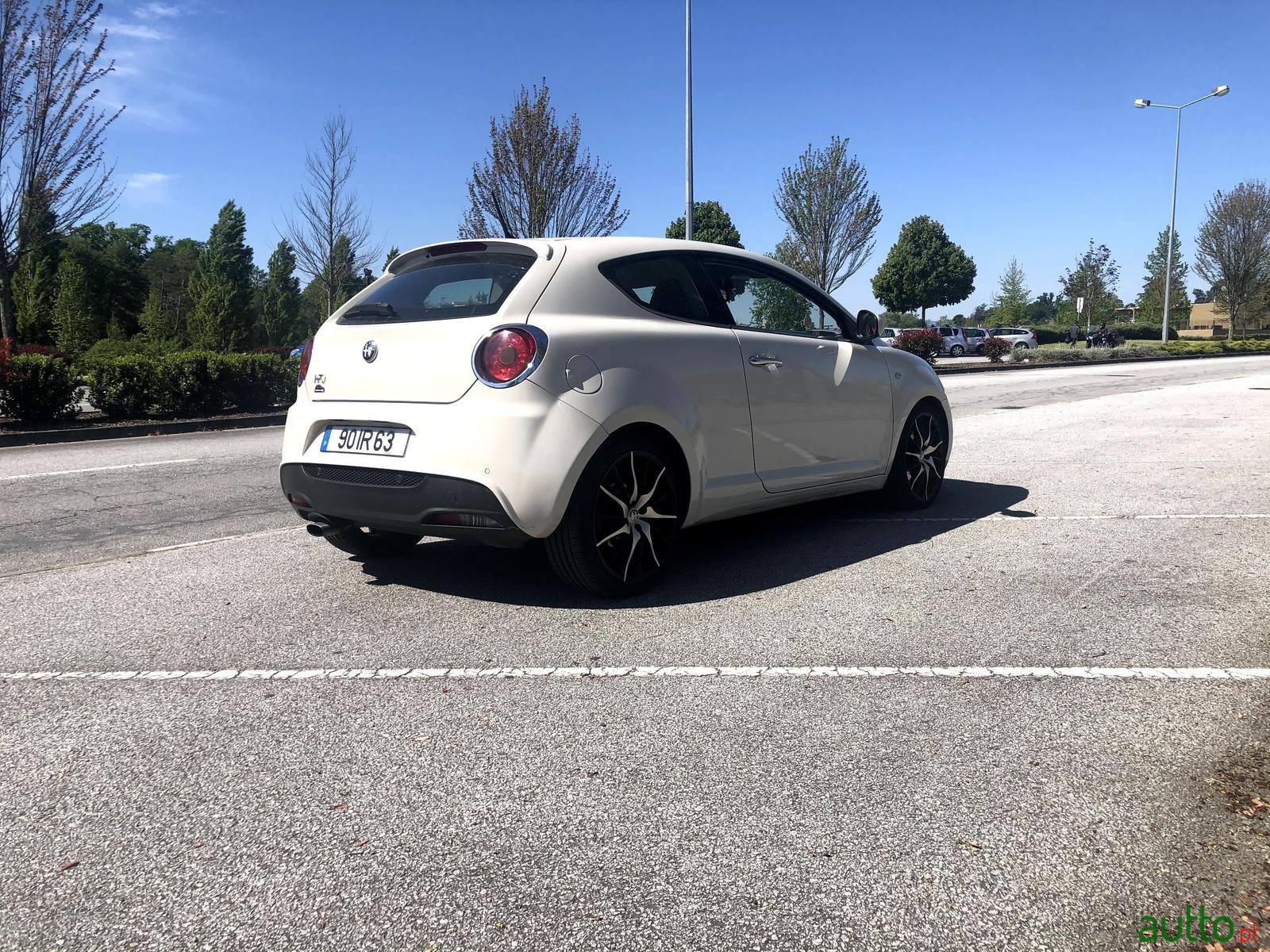 2010' Alfa Romeo MiTo photo #2