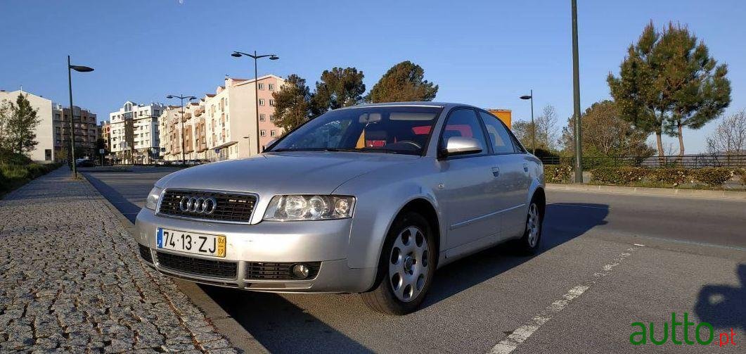 2013' Audi A4 photo #2