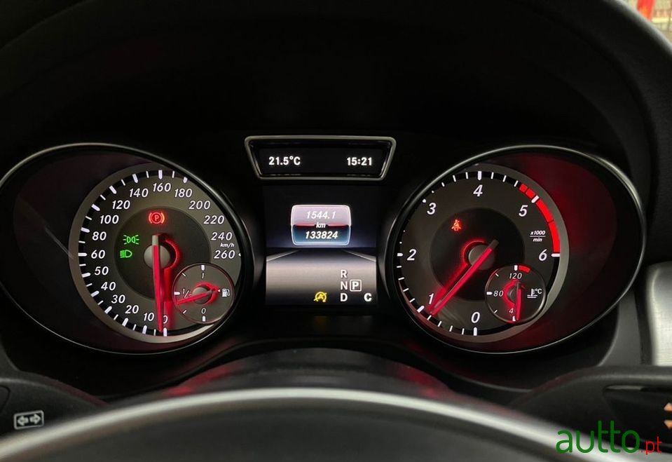 2016' Mercedes-Benz Cla-180 photo #6