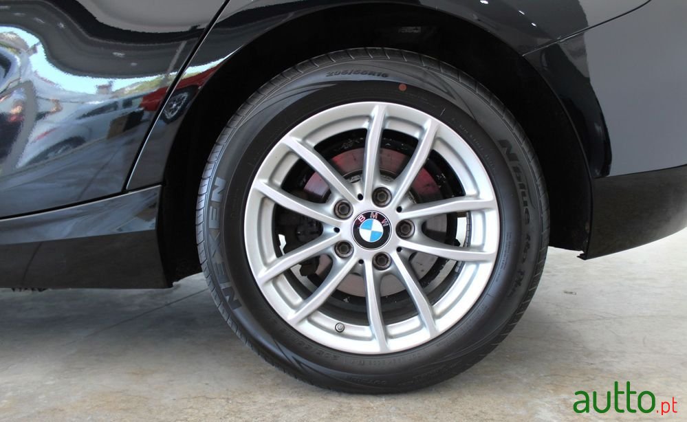 2016' BMW 116 D Sport Line photo #5