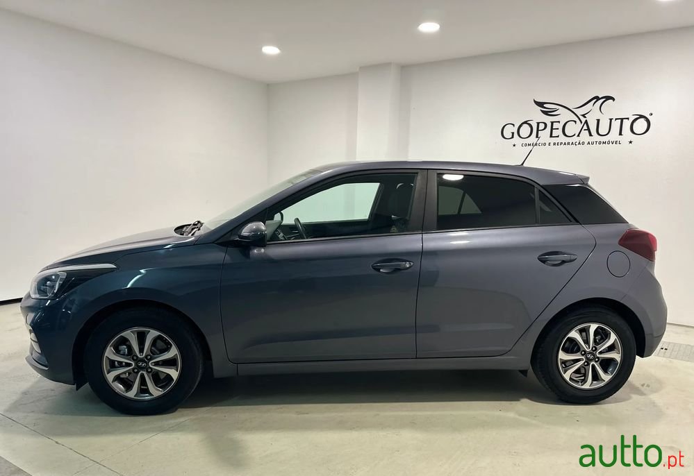 2019' Hyundai i20 photo #3