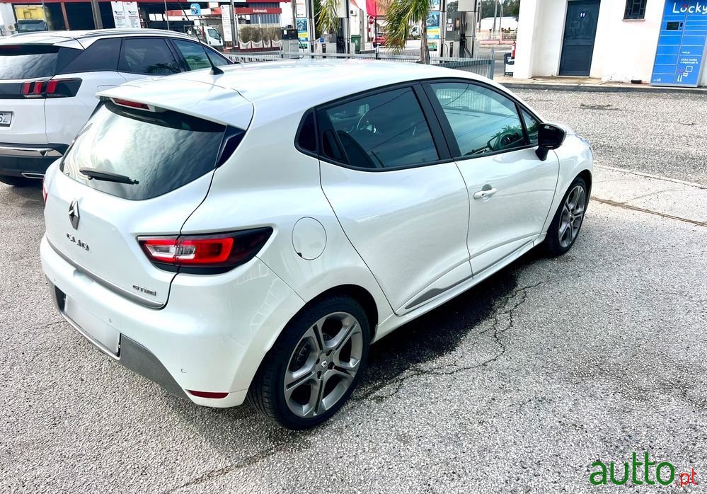 2017' Renault Clio 0.9 Tce Gt Line photo #3