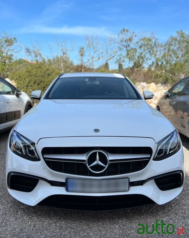 2016' Mercedes-Benz E 220 D Amg Designo photo #5