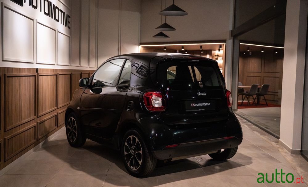 2015' Smart Fortwo Passion photo #6