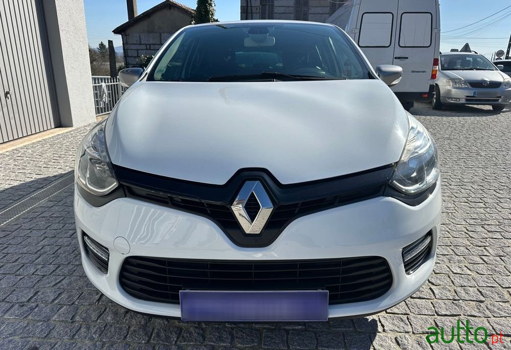 2016' Renault Clio 0.9 Tce Gt Line photo #5