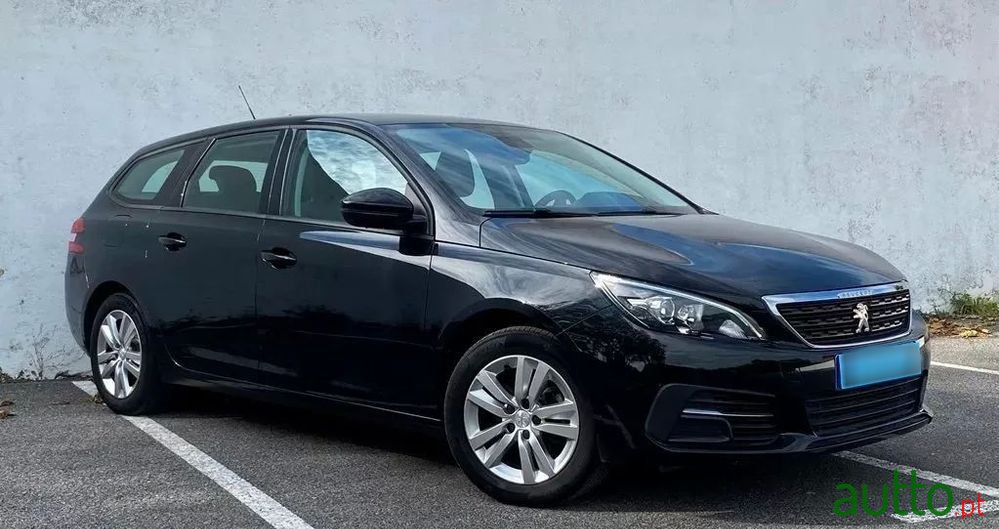 2021' Peugeot 308 Sw photo #1