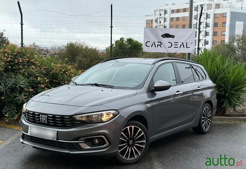 2022' Fiat Tipo Station Wagon photo #3