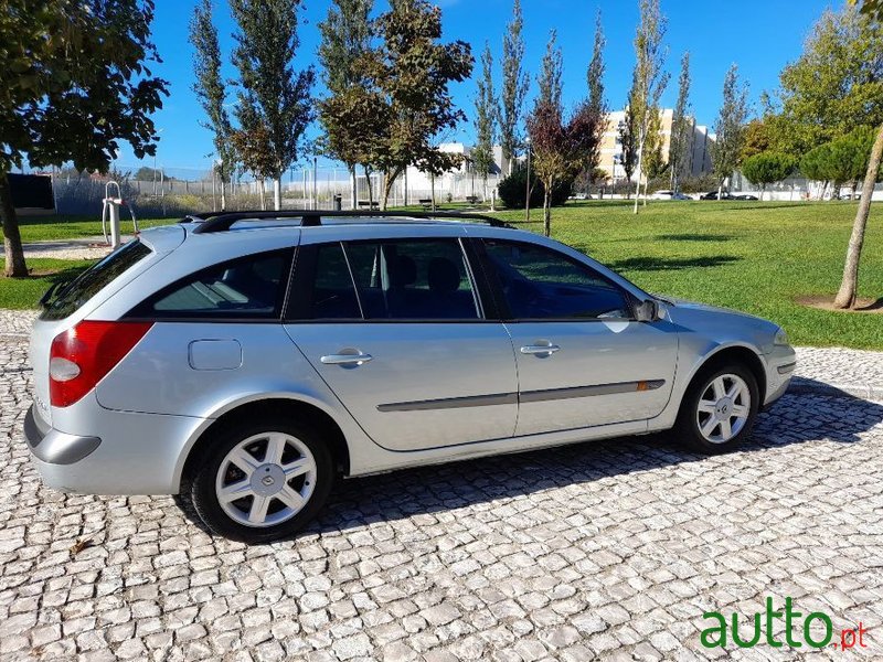 2004' Renault Laguna Break photo #6