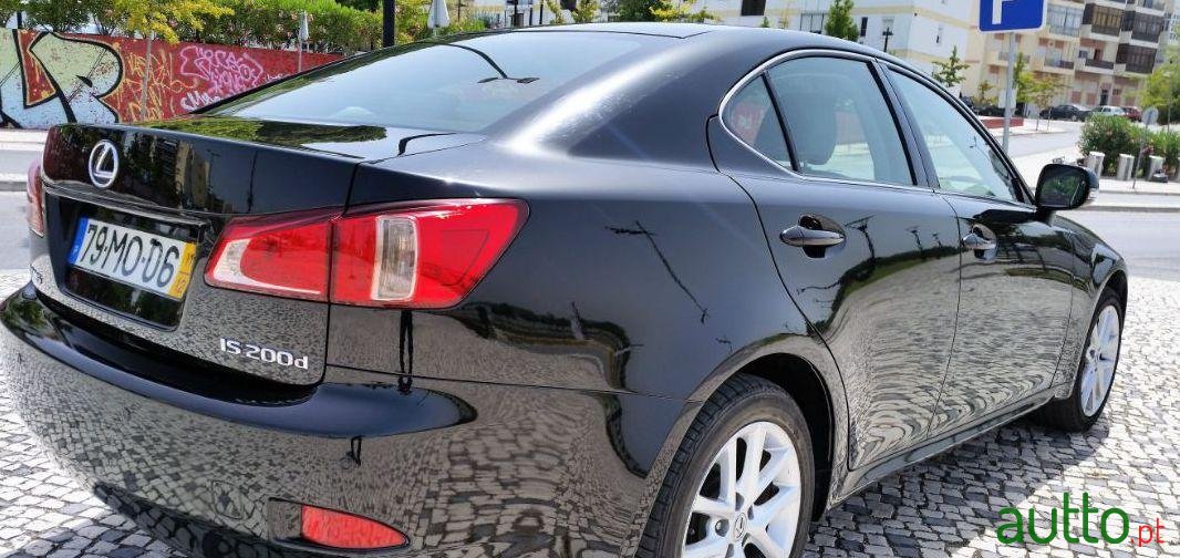 2011' Lexus Is-200 Executive photo #2