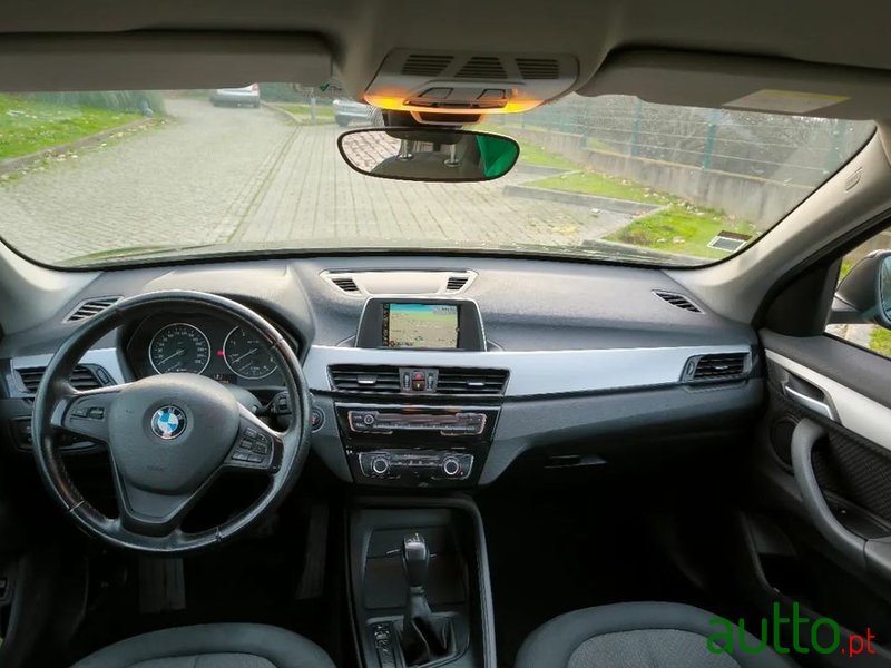 2016' BMW X1 18 D Sdrive Auto photo #6