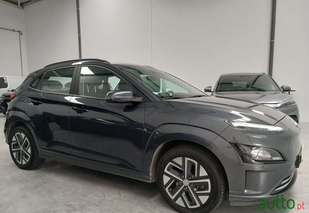2023' Hyundai Kauai 64 Kwh Premium photo #3