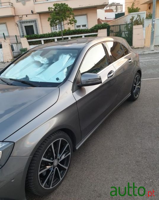 2014' Mercedes-Benz A-180 photo #2