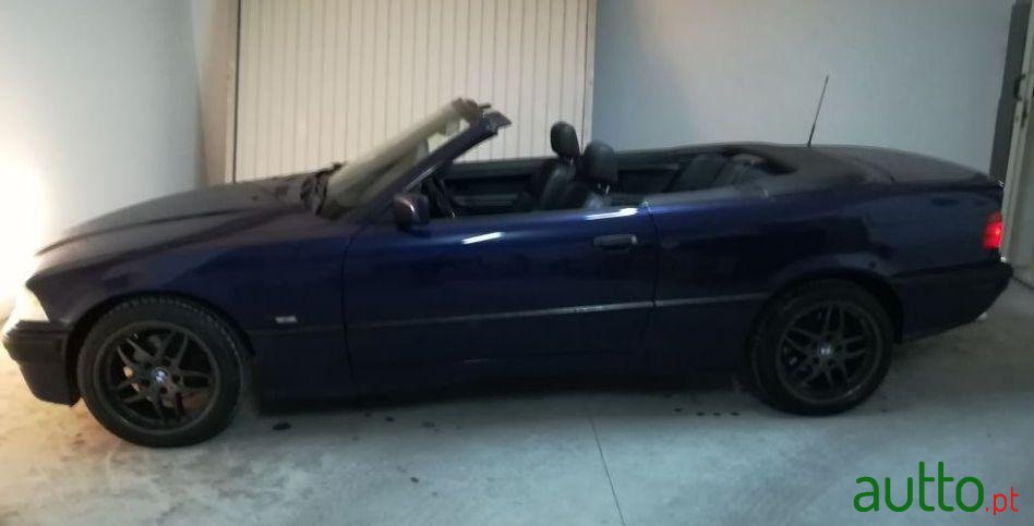 1995' BMW 318 318I photo #3