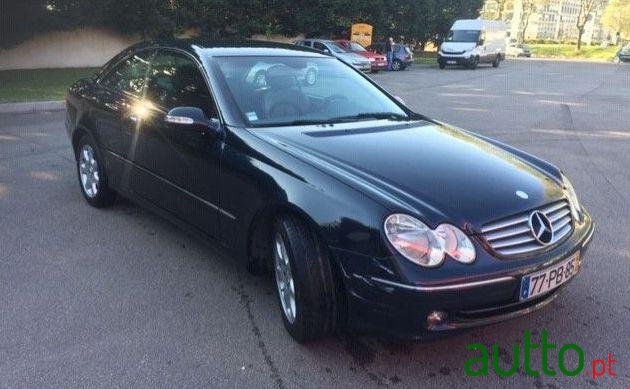 2004' Mercedes-Benz Clk-200 photo #1