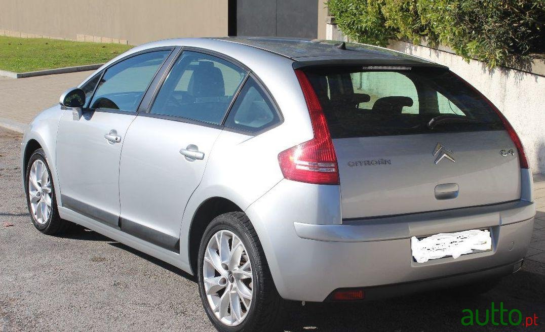 2009' Citroen C4 1.4 16V Vtr Pack photo #2