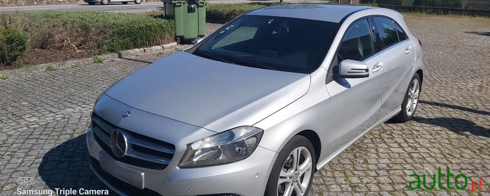 2015' Mercedes-Benz A 180 photo #1