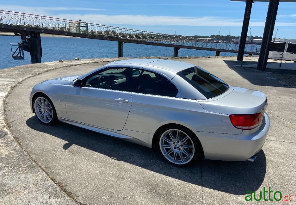 2007' BMW 325 photo #5