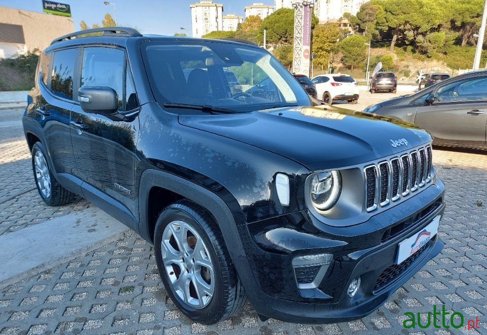 2019' Jeep Renegade photo #2
