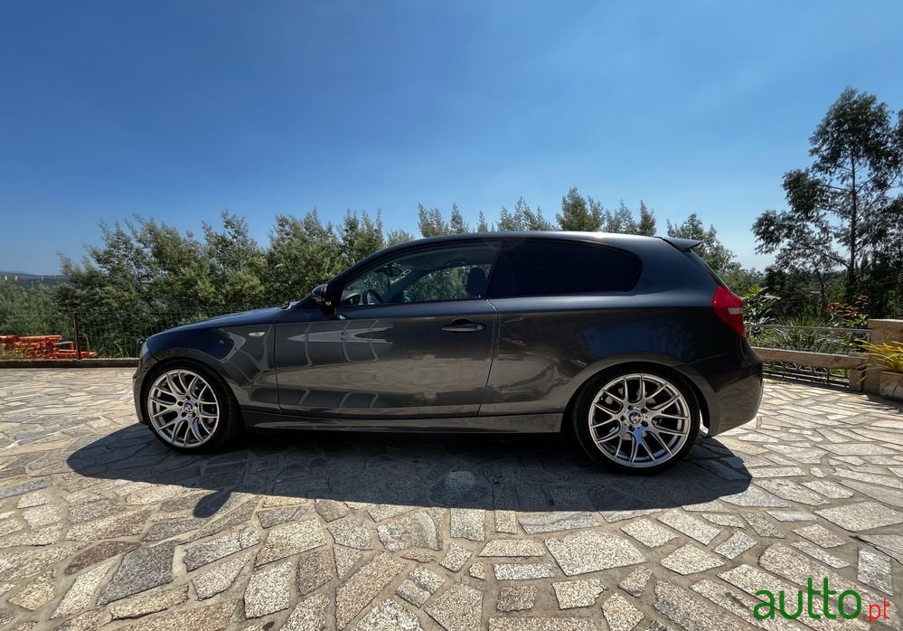 2008' BMW Série 1 D photo #3