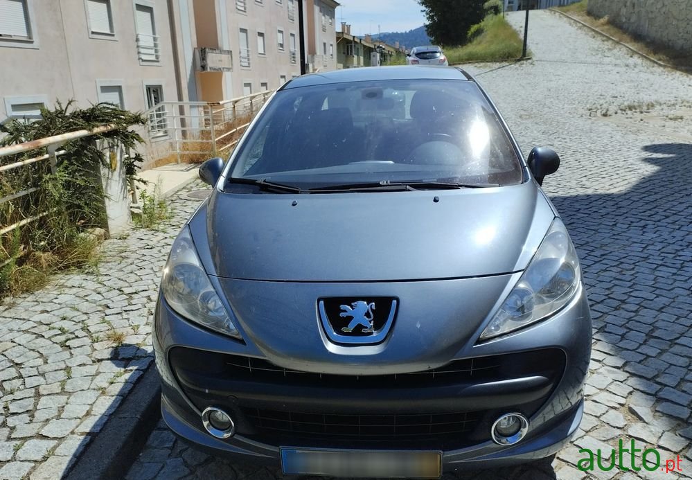 2009' Peugeot 207 1.4 Hdi Sport photo #6