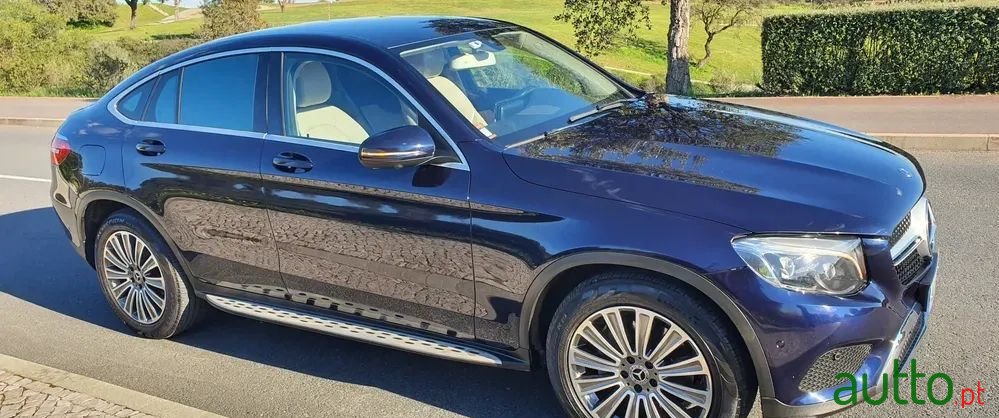 2018' Mercedes-Benz Classe Glc photo #5