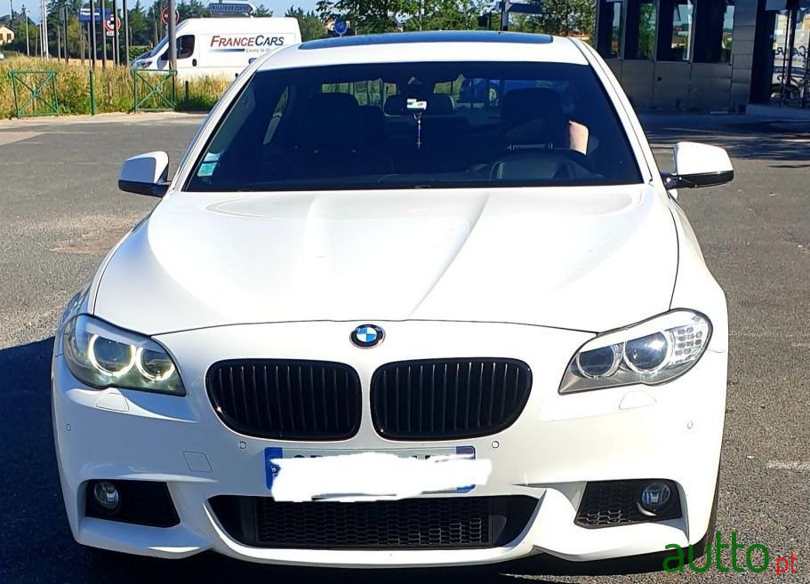 2012' BMW 525 photo #3