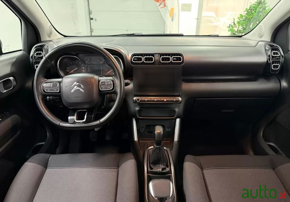 2019' Citroen C3 Aircross 1.2 Puretech Shine photo #5