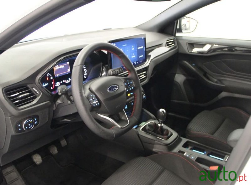 2022' Ford Focus Sw photo #6
