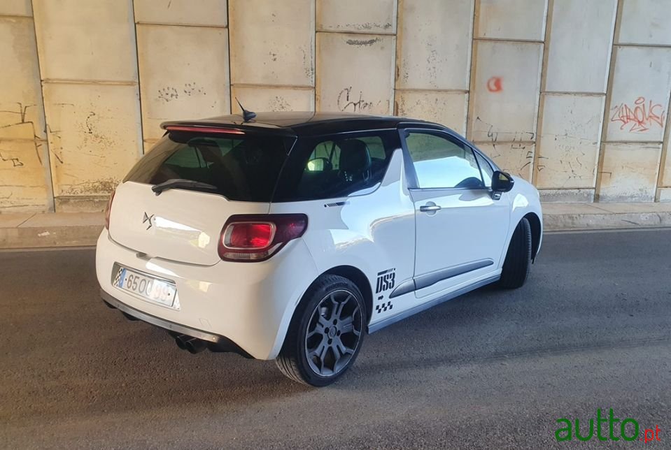 2014' Citroen DS3 photo #5
