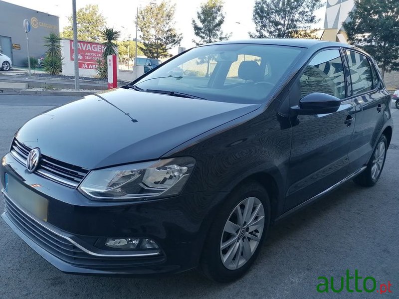 2017' Volkswagen Polo 1.0 Connect photo #1
