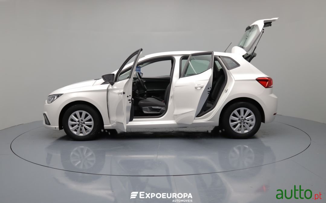 2019' SEAT Ibiza photo #3