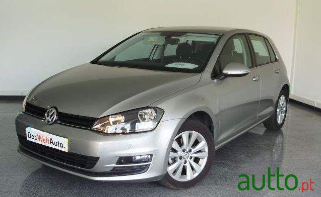 2016' Volkswagen Golf photo #3