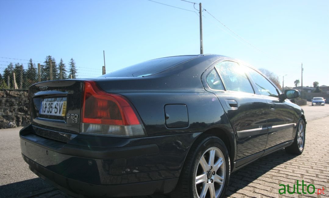 2002' Volvo S60 photo #6