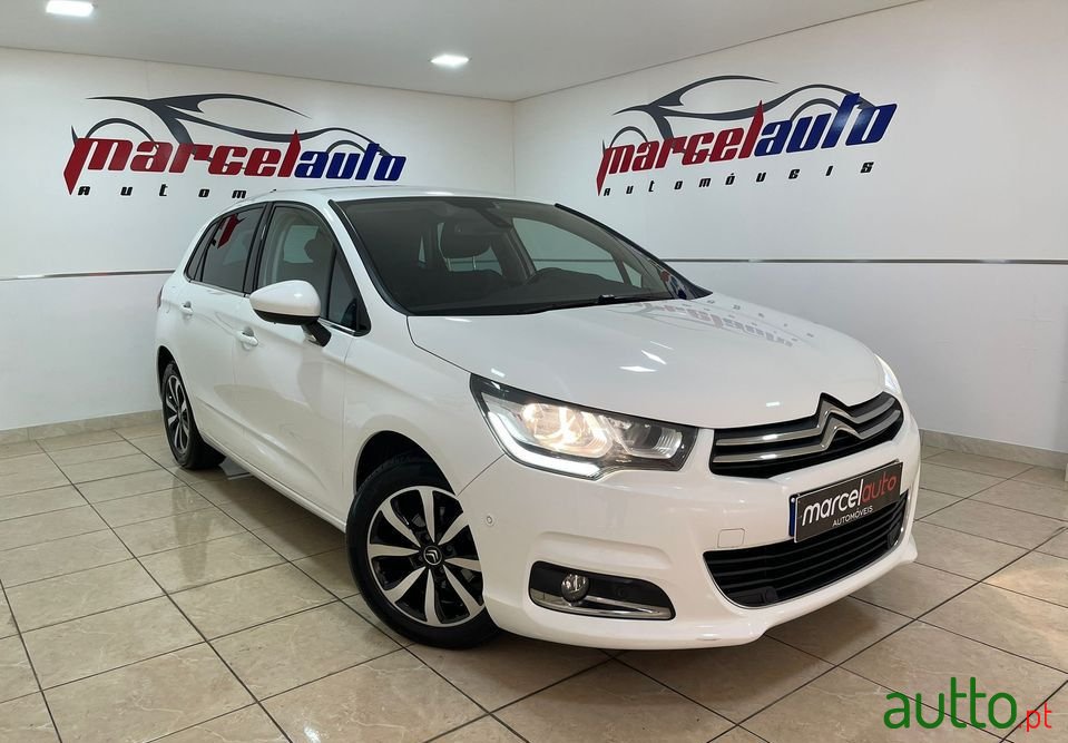 2018' Citroen C4 photo #2