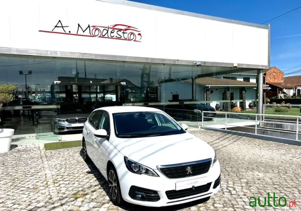 2018' Peugeot 308 Sw photo #1