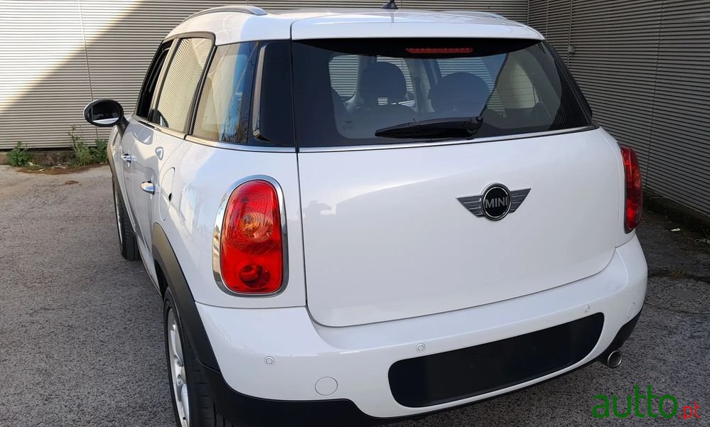 2013' MINI Countryman Cooper D All4 photo #4