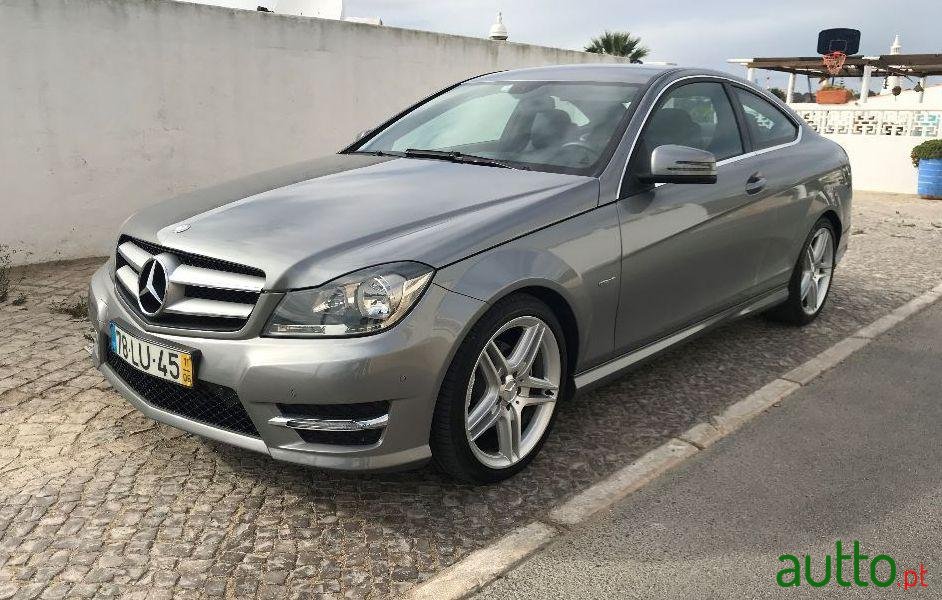 2011' Mercedes-Benz C-220 Auto Amg Nacional. photo #2