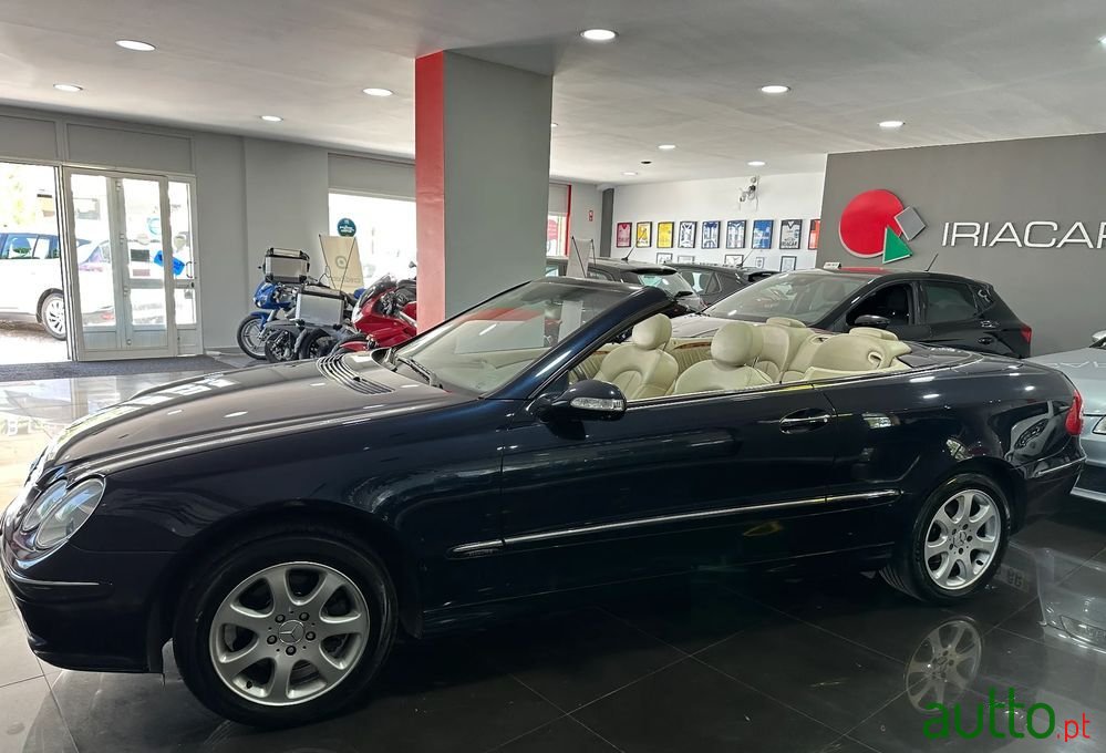 2004' Mercedes-Benz Classe Clk photo #4