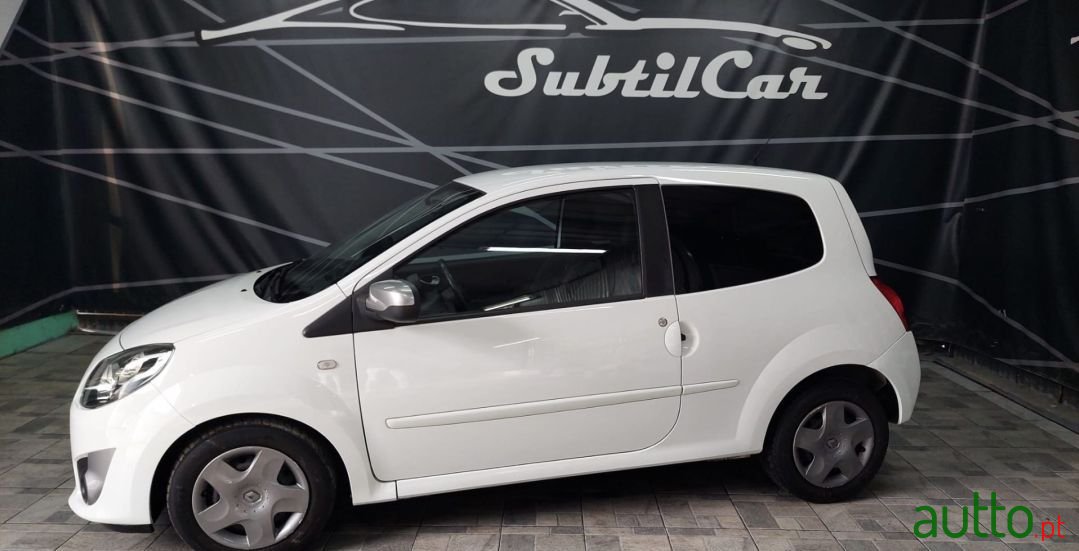 2011' Renault Twingo photo #3