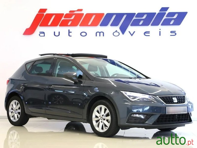 2020' SEAT Leon 1.0 Ecotsi Style S/S photo #1