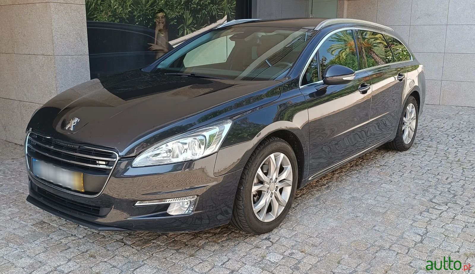 2012' Peugeot 508 Sw photo #1