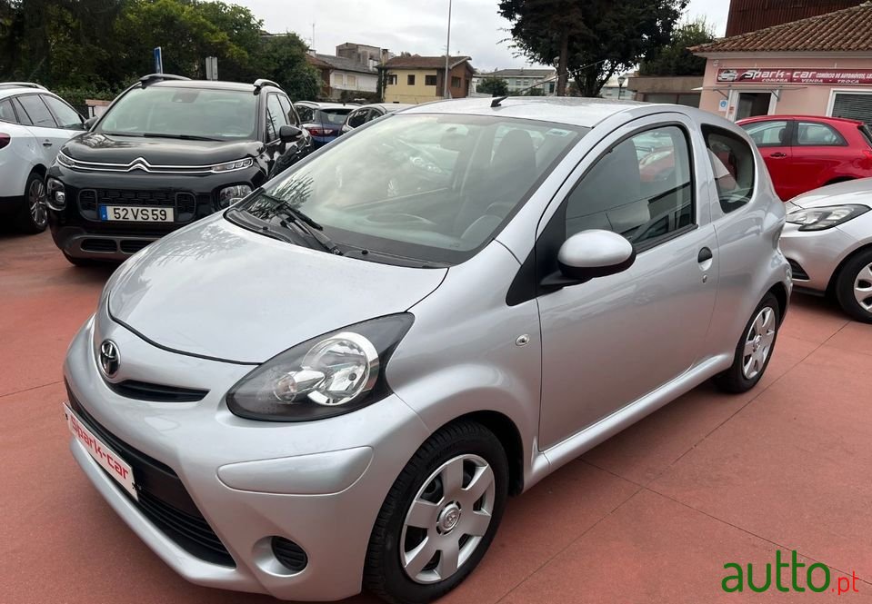 2013' Toyota Aygo photo #1