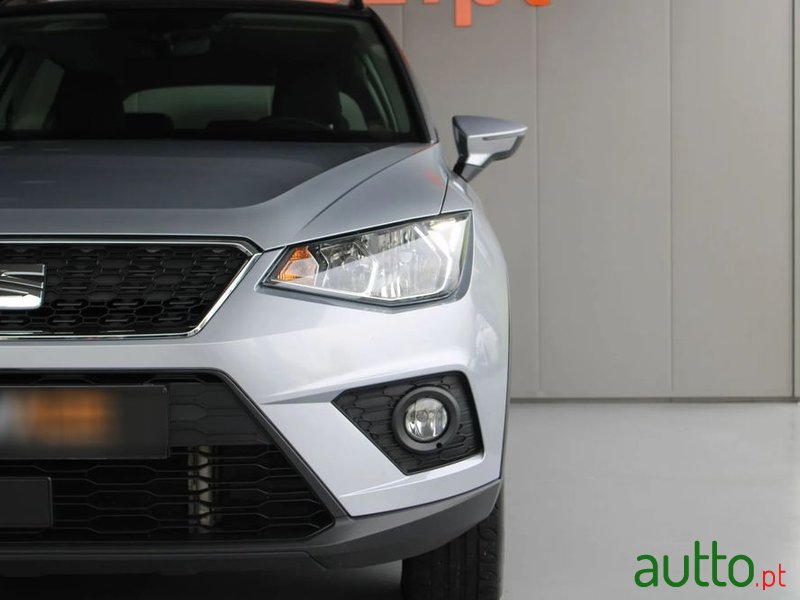 2021' SEAT Arona 1.0 Tsi Style photo #6