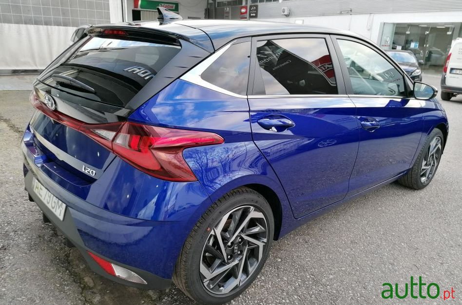 2020' Hyundai i20 photo #3