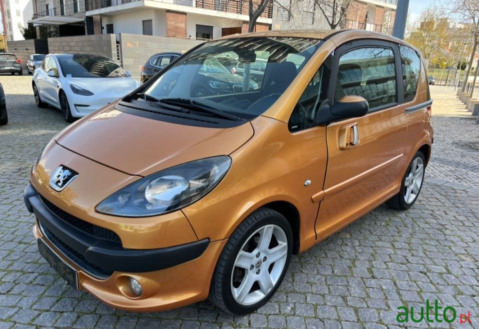 2009' Peugeot 1007 photo #1
